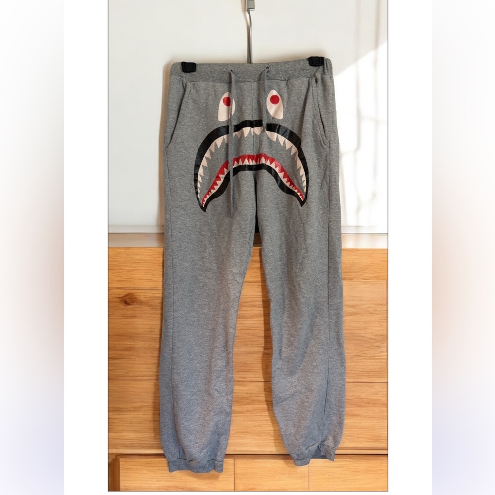 Bape sweatpants - Picture 2 of 2
